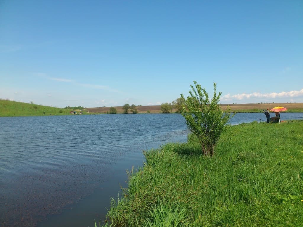 Долиняни1 — рибальське місце